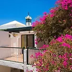 Bitacora Lanzarote Club * פוארטו דל כרמן