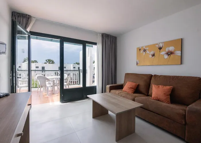 Bitacora Lanzarote Club * プエルト・デル・カルメン