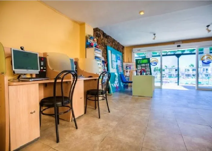 Bitacora Lanzarote Club * 푸에르토 델 카르멘